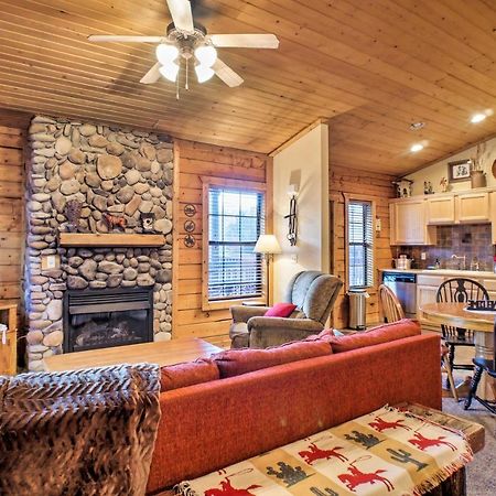 Cabin-Style Studio Right Off The Branson Strip! Lägenhet Exteriör bild