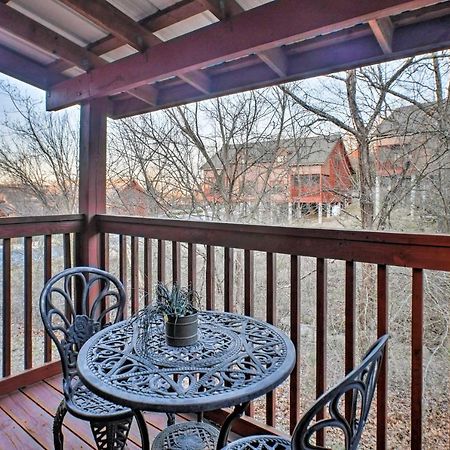 Cabin-Style Studio Right Off The Branson Strip! Lägenhet Exteriör bild