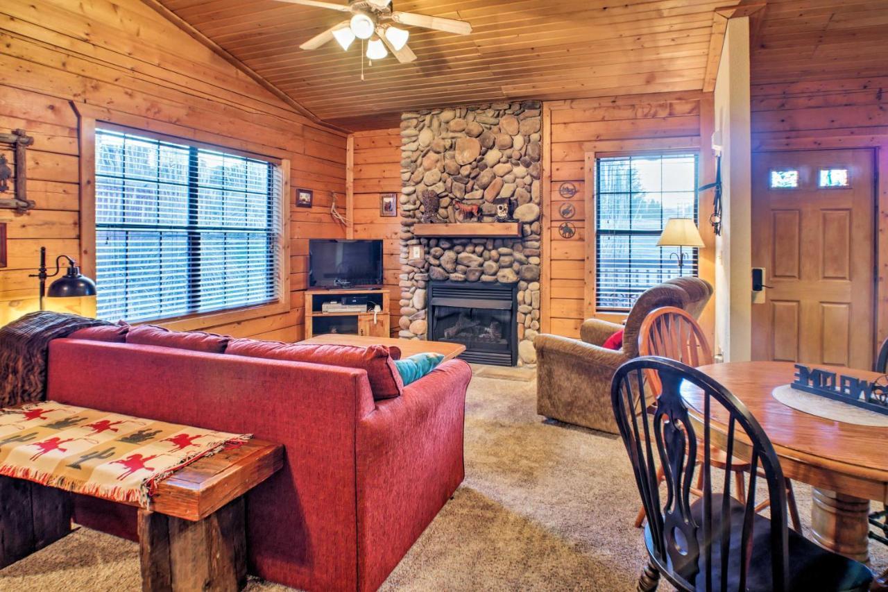 Cabin-Style Studio Right Off The Branson Strip! Lägenhet Exteriör bild
