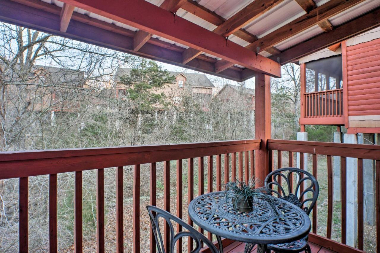 Cabin-Style Studio Right Off The Branson Strip! Lägenhet Exteriör bild